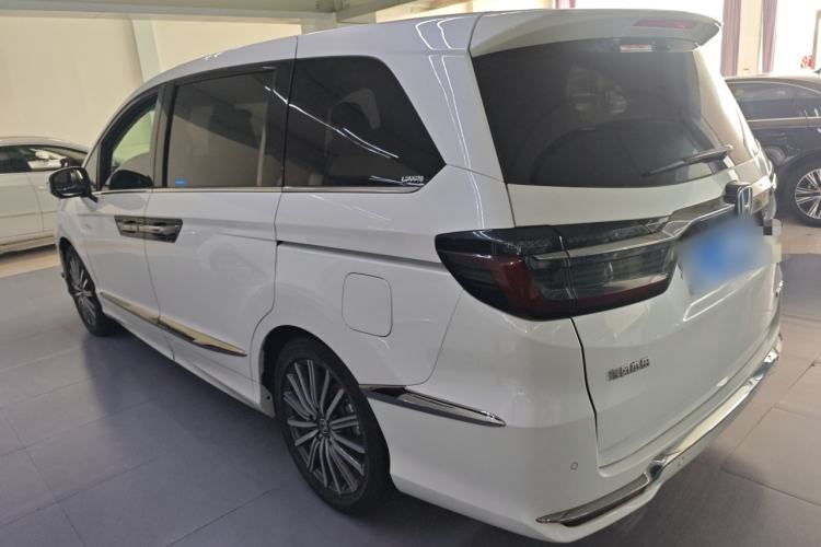 Used Honda Elysion 2022 2.0L eHEV Luxury Edition