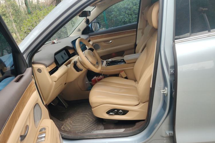 Used Hima AITO M7 2024 1.5T Rear-Drive Plus Version 5 Seats Left Front Seat