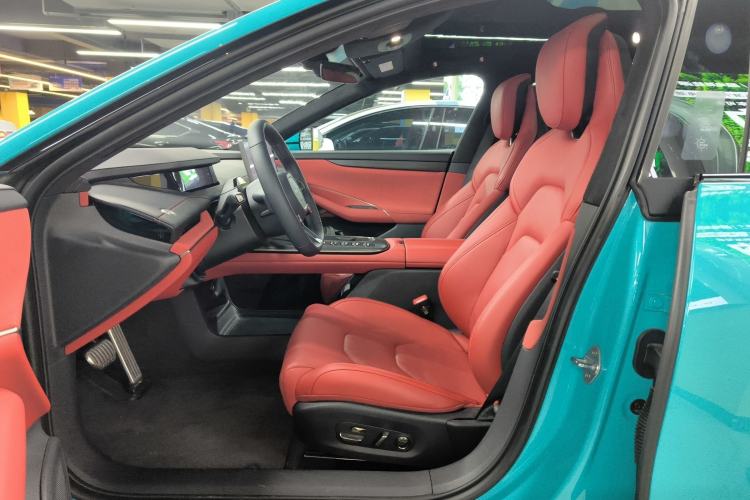 Used Xiaomi Auto SU7 2024 Four-Wheel Drive Ultra-Long Range Advanced Intelligent Driving Max Edition Left Front Seat