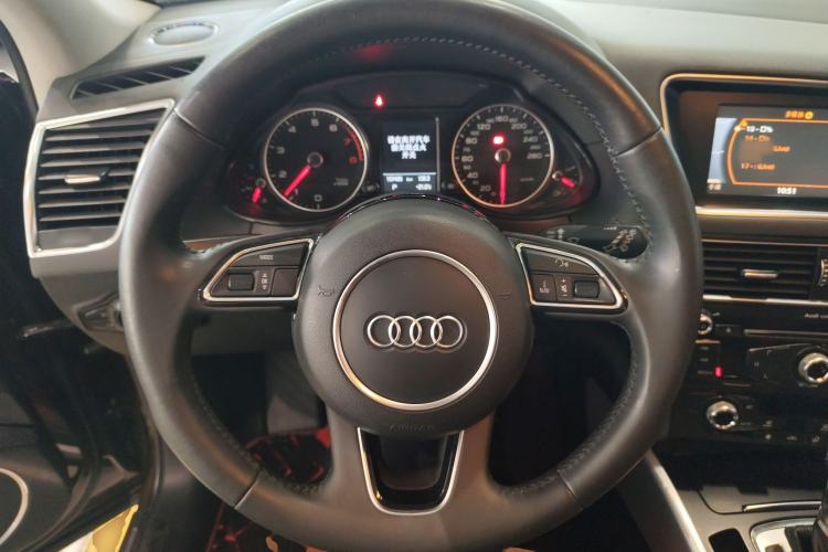 Used Audi Q5 2013 40 TFSI Ambition

