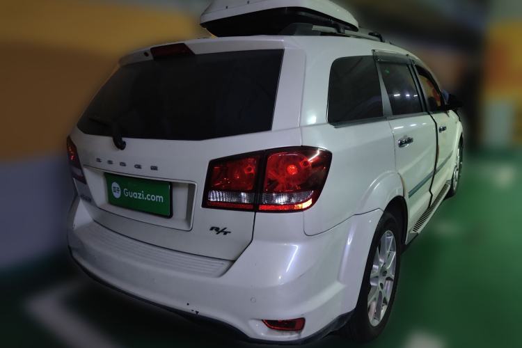 Used Dodge Journey 2013 2.4L Two-Wheel Drive Luxury Version Rear Right 45 Deg