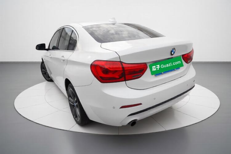 Used BMW 1 Series 2017 118i Sport Edition Exterior 3