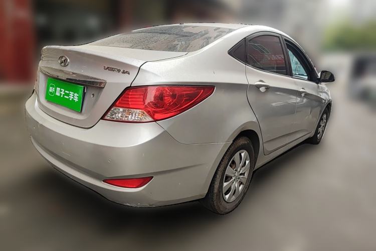 Used Hyundai Verna (older generation) 2010 Sedan 1.4L Manual Standard GL Model Rear Right 45 Deg