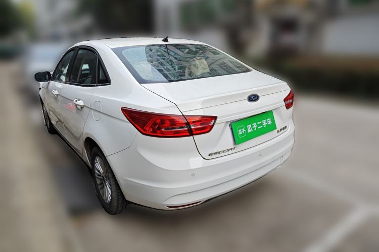 Used Ford Escort 2015 1.5L Manual Comfort Model
