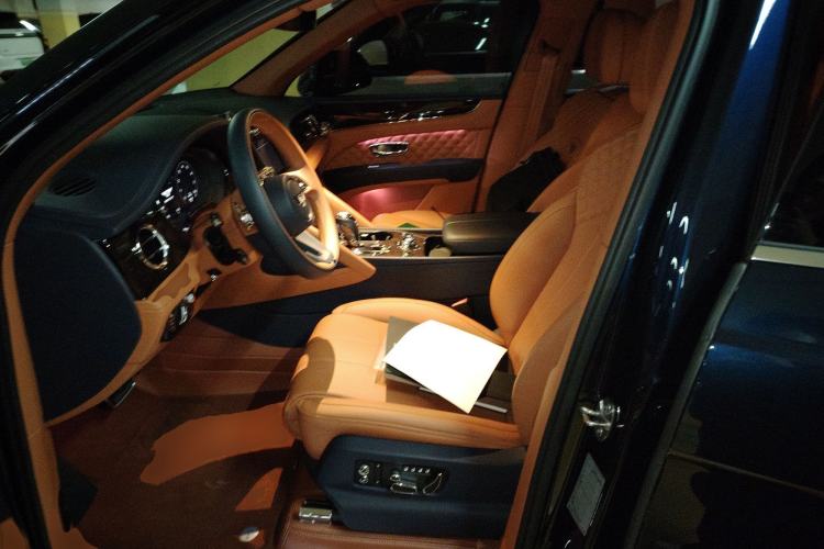 Used Bentley Bentayga 2021 4.0T V8
