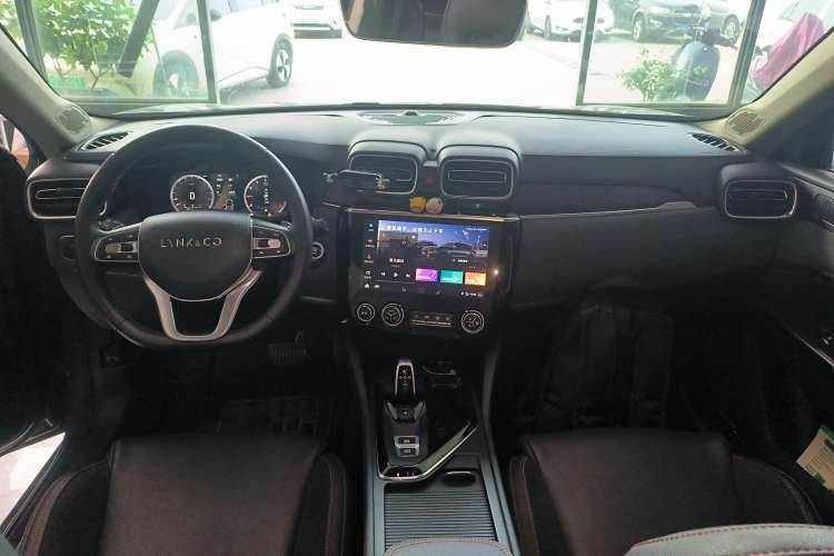 Used Lynk & Co 02 2019 1.5T DCT Two-Wheel Drive Pro Edition China VI Standard