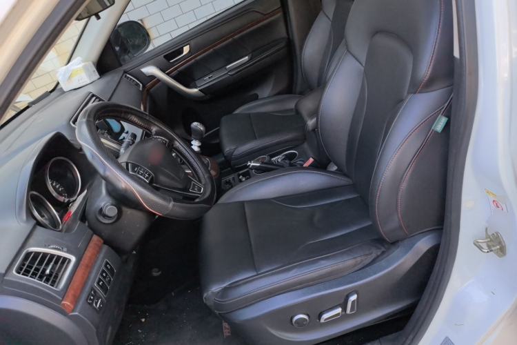 Used Haval H6 2015 Revised Version Sport Edition 1.5T Manual Transmission Two-Wheel Drive Elite Grade
