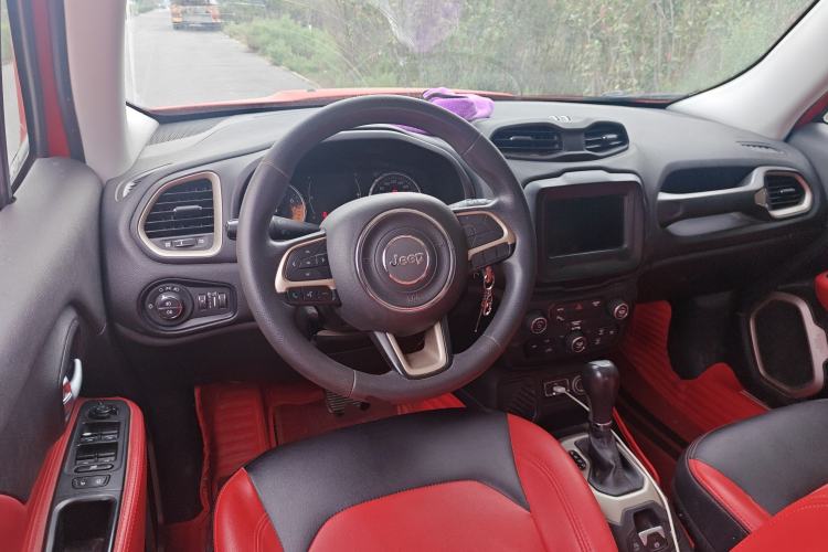 Used Jeep Renegade 2018 Connected Large Screen Version 180T Automatic High-Energy Edition