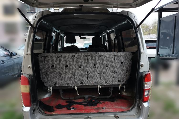 Used Wuling Zhiguang 2010 1.0L New Version Practical Short-Body L2Y Trunk