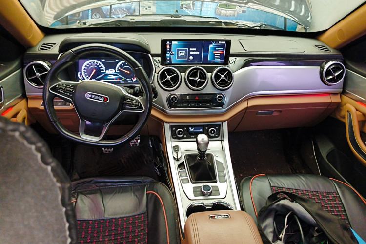 Used Yema T80 2017 1.5T Manual Cool Edition Center Console