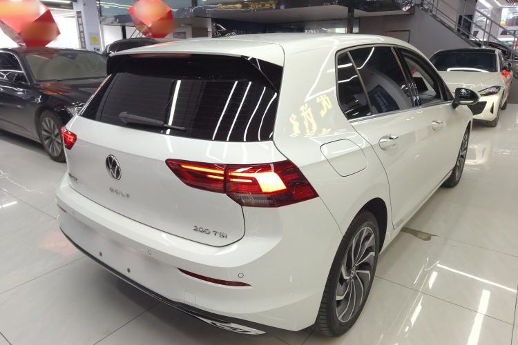 Used Volkswagen Golf 2023 Facelift 280TSI DSG Pro Rear Right 45 Deg