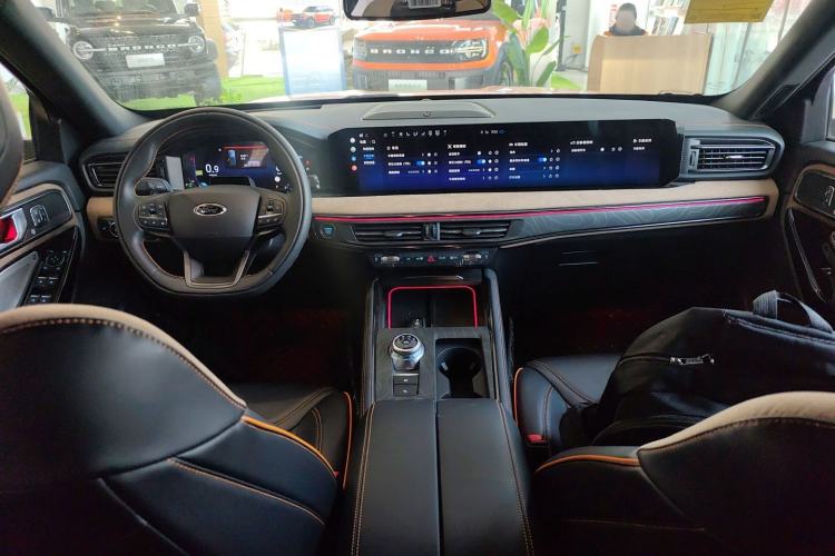 Used Ford Explorer 2024 2.3T EcoBoost Kunlun Peak Edition 7-Seater