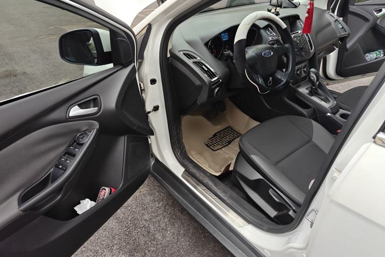 Used Ford Focus 2012 Hatchback 1.6L Automatic Comfort Model