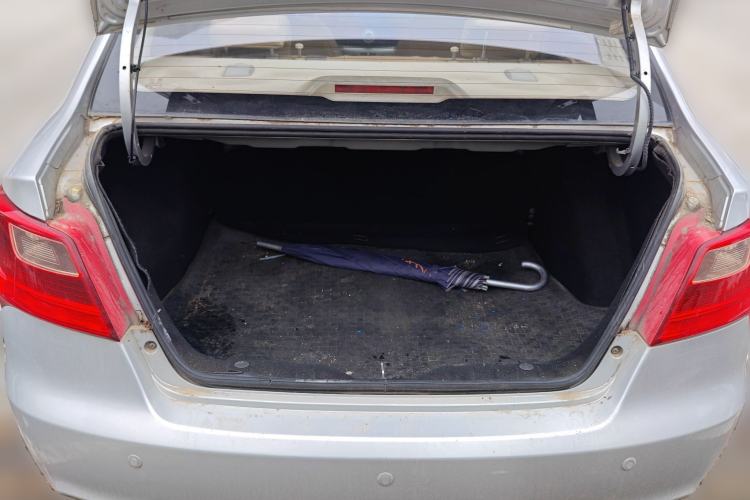 Used Changan Alsvin V3 2012 1.3L Manual Comfort Version China IV Standard
