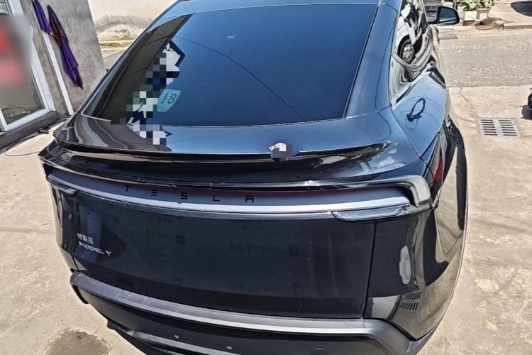 Used Tesla Model Y 2025 Rear-Wheel-Drive Version
