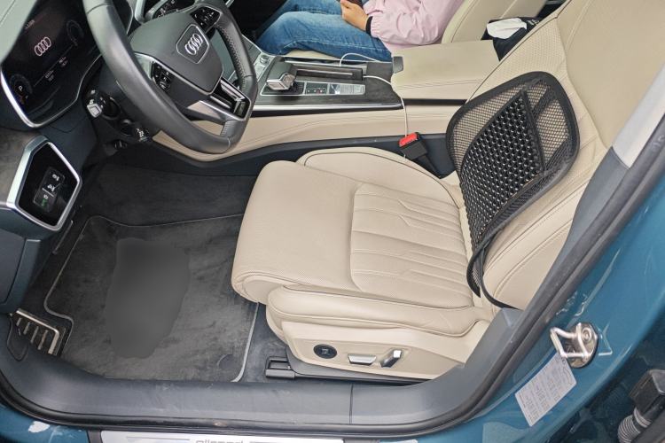 Used Audi A6 2020 allroad quattro Explorer 55 TFSI Prestige Off-Road Model
