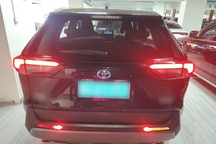 Used Toyota RAV4 2020 Dual-Engine 2.5L E-CVT 4x4 Elite PLUS Edition
