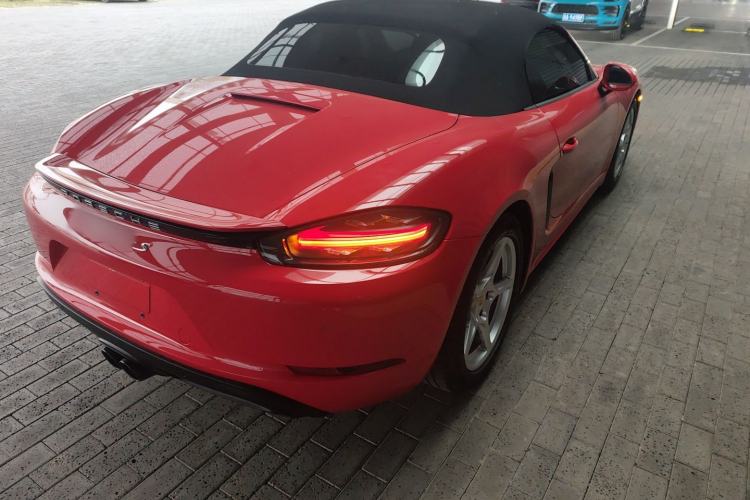 Used Porsche 718 2020 Boxster 2.0T Rear Right 45 Deg