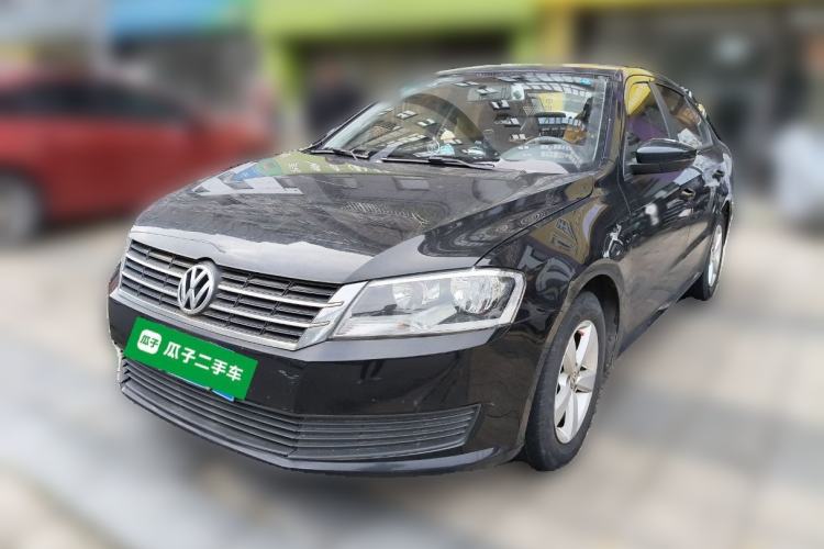 Used Volkswagen Lavida 2013 Revised Classic 1.6L Automatic Fashion Edition