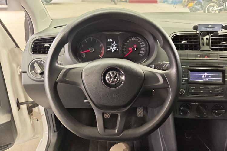 Used Volkswagen Polo 2016 1.4L Manual Fashion Model

