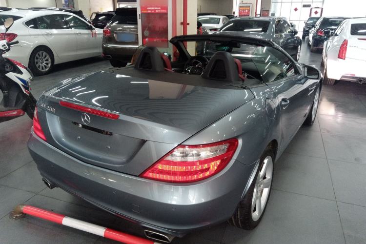 Used Mercedes-Benz SLK-Class 2011 SLK 200 Fashion Model