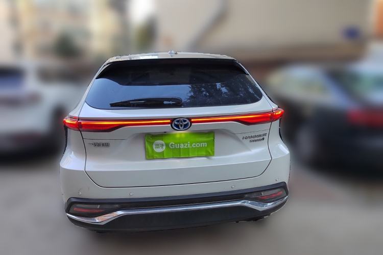 Used Toyota Harrier 2022 Dual-Engine 2.5L CVT Two-Wheel Drive Luxury Edition
