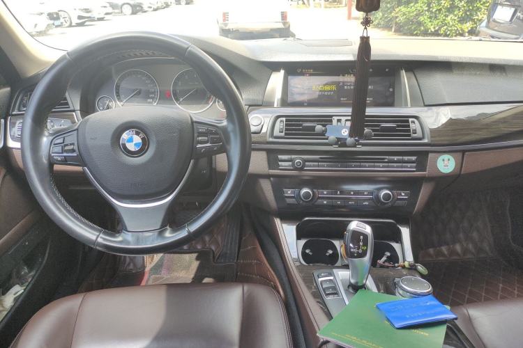 Used BMW 5 Series 2014 525Li Luxury Design Package