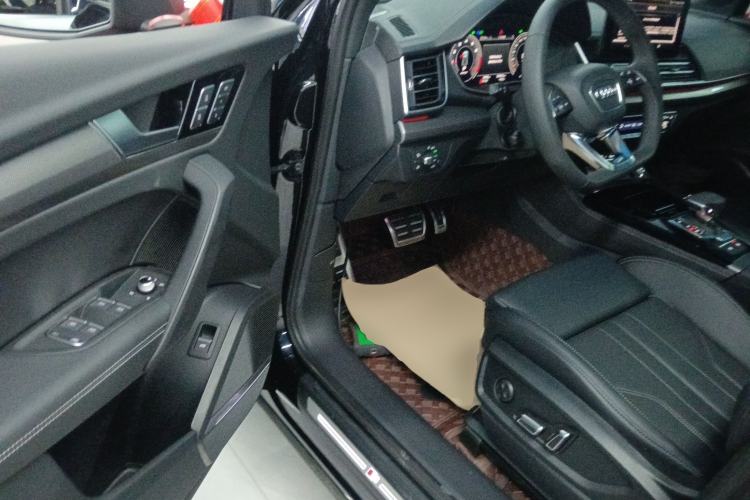 Used Audi Q5L 2025 quattro 45th Anniversary Edition 45 TFSI Luxury Dynamic Model