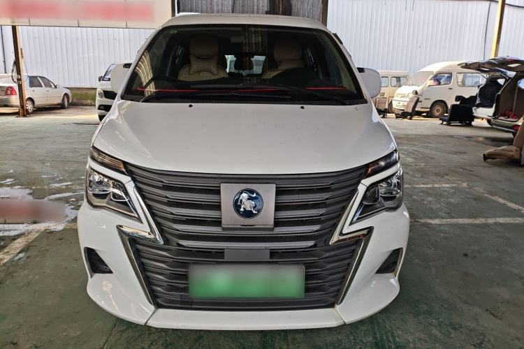 Used FORTHING Lingzhi M5 2022 Standard Version Base Model 7 Seats