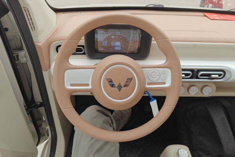 Used Wuling Hongguang MINIEV 2024 3rd Generation 215km Youth Edition