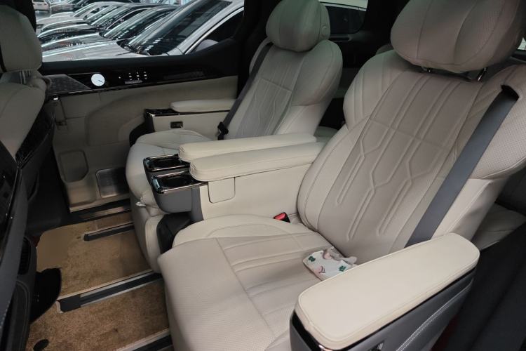 Used Zeekr 009 2022 WE Edition Left Rear Seat