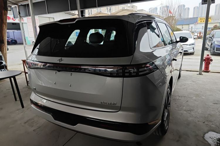 Used Dongfeng eπ eπ008 2024 210Max Range-Extended Version 6 Seats