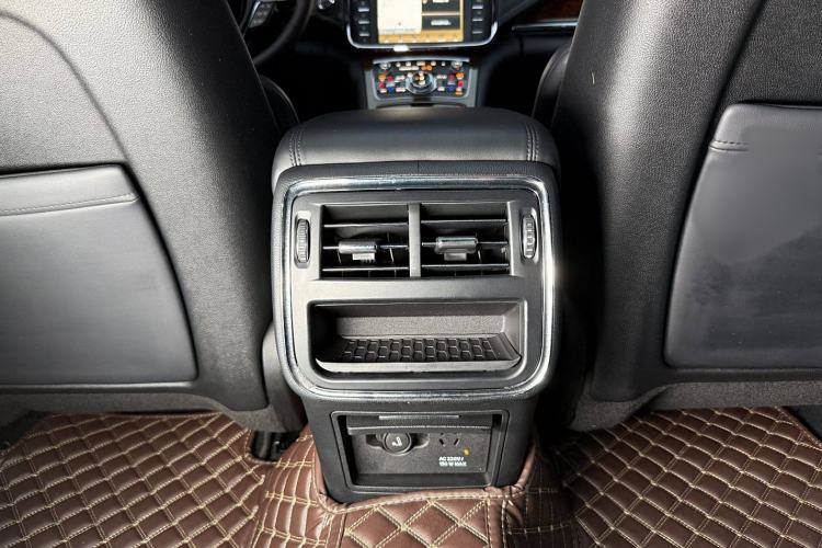 Used Lincoln Continental 2018 2.0T Two-Wheel Drive Deluxe Edition
