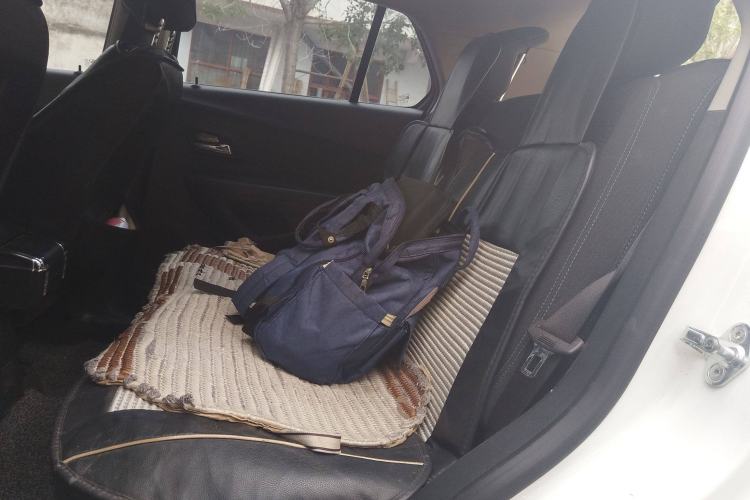 Used Chevrolet Trax 2016 1.4T Manual Two-Wheel Drive Comfort Version with Sunroof
