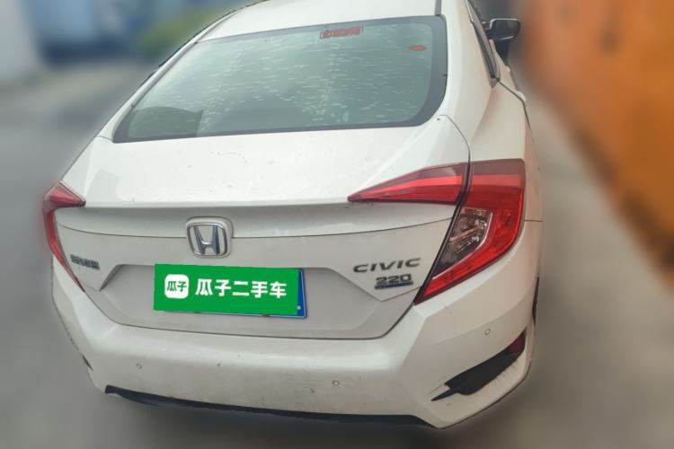 Used Honda Civic 2016 220TURBO CVT Luxury Edition
