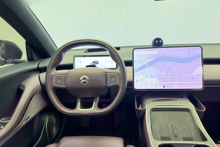 Used Nio ET5T 2025 75 kWh Touring Steering Wheel