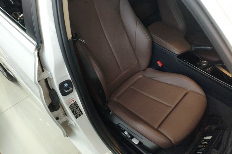 Used BMW 3 Series 2018 320Li Fashion Model
