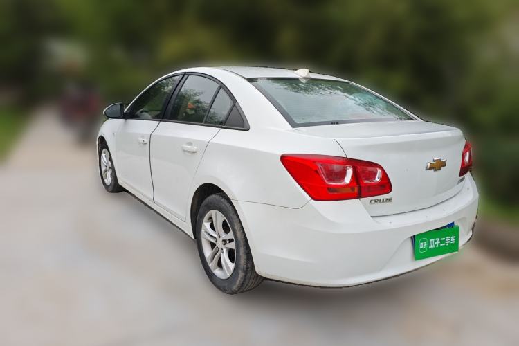 Used Chevrolet Cruze 2015 1.5L Classic SE MT Rear Left 45 Deg