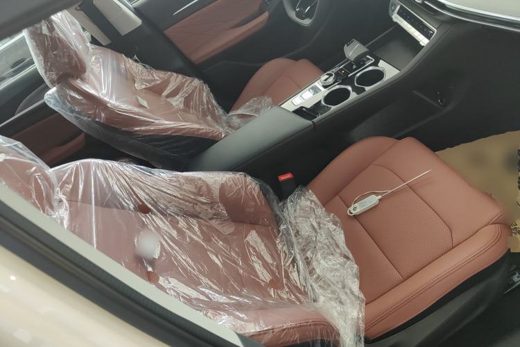 Used CHANGAN Eado 2025 PLUS 1.4T Dual-Clutch High-Energy Version
