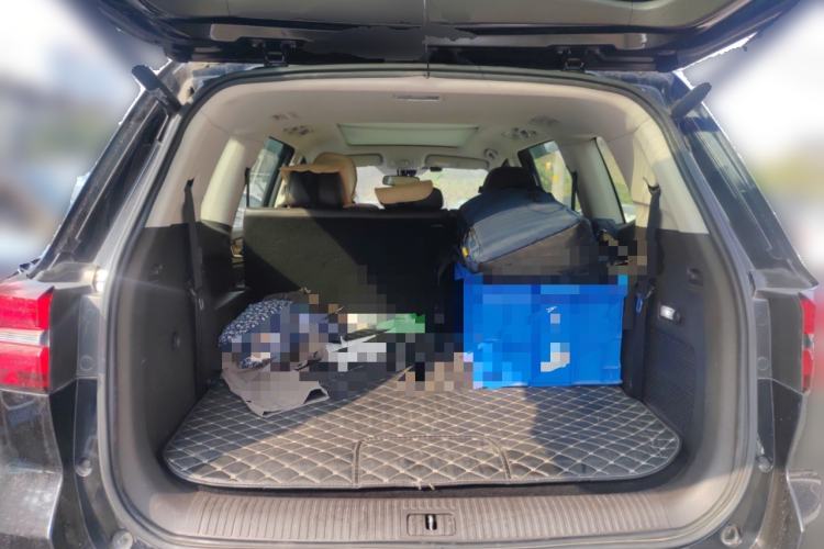 Used Roewe RX8 2018 30T Smart Connectivity Two-Wheel Drive Flagship Edition