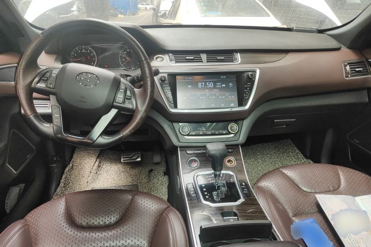 Used Land X7 2015 2.0T Panoramic Flagship Edition Center Console