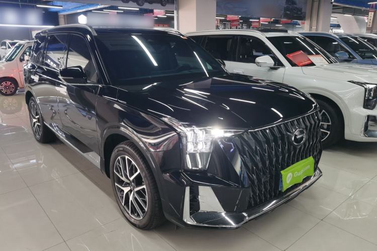 Used GAC Trumpchi GS8 2022 Dual-Engine Series 2.0TM Four-Wheel Drive Prestige Edition (6 Seats) Front Right 45 Deg