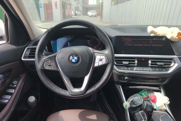 Used BMW 3 Series 2020 325Li First Edition Steering Wheel