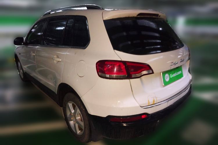Used Zotye Domy X5 2015 1.5T Manual Luxury Version China IV Standard
