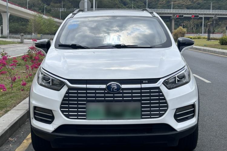 Used BYD Yuan New Energy 2018 EV360 Smart Connected Cool Model