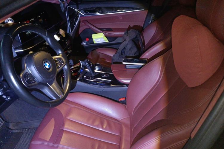 Used BMW 5 Series 2019 530Li Leading Model M Sport Package Left Front Seat