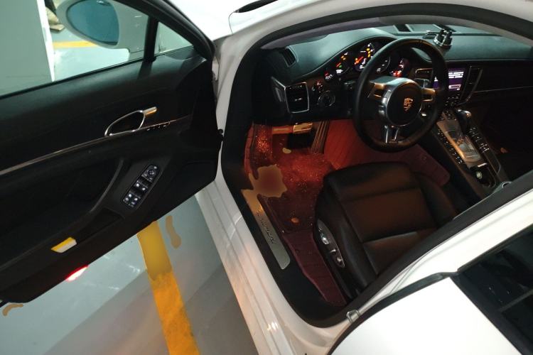 Used Porsche Panamera 2010 Panamera 3.6L Driver Seat