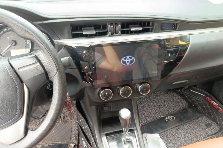 Used Toyota Levin 2017 1.2T G CVT Elite Edition Center Console