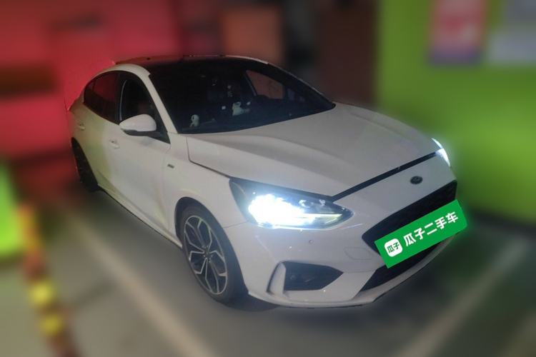 Used Ford Focus 2021 Sedan EcoBoost 180 Automatic ST Line Front Right 45 Deg