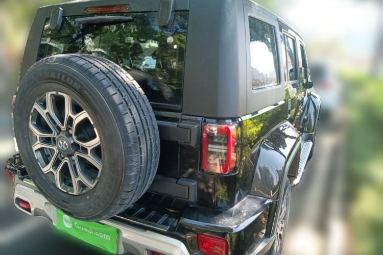 Used BAIC Off-Road BJ40 2019 2.3T Automatic Four-Wheel Drive Urban Hunter Edition Premium Model China VI Emission Standard Rear Right 45 Deg